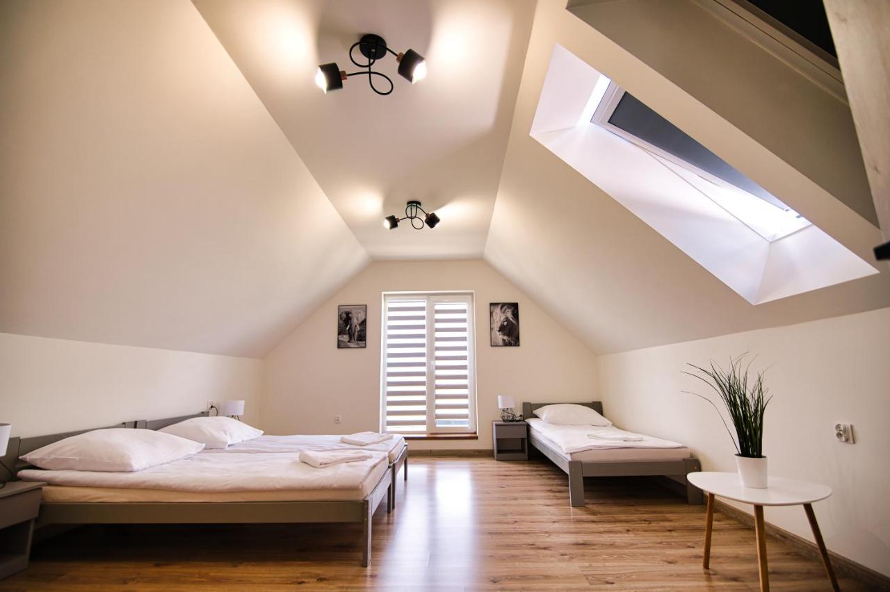 House Of Energy - Zator Przeciszow Apartment Luaran gambar