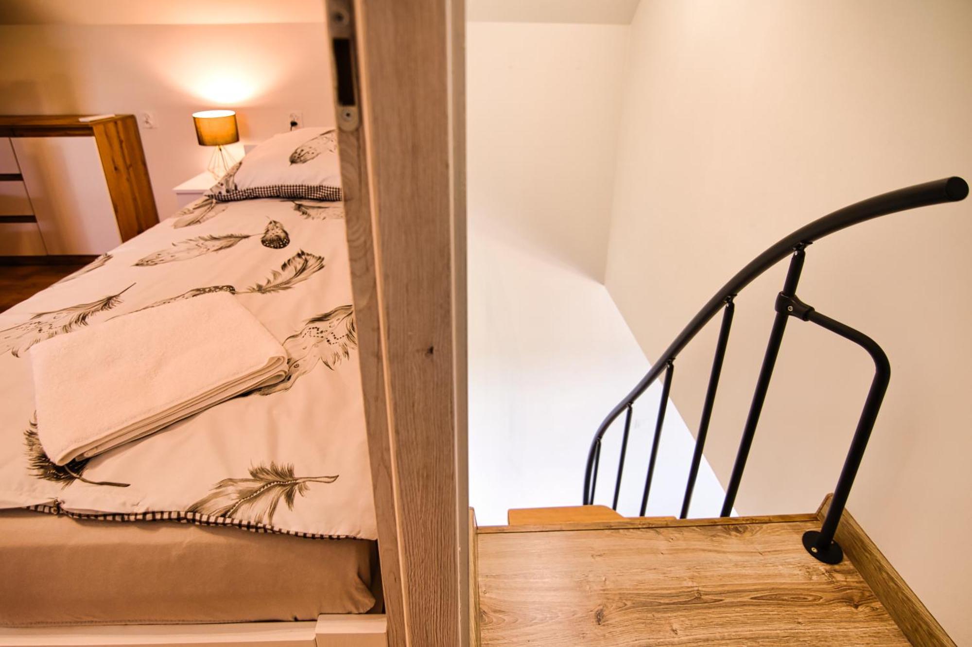 House Of Energy - Zator Przeciszow Apartment Luaran gambar