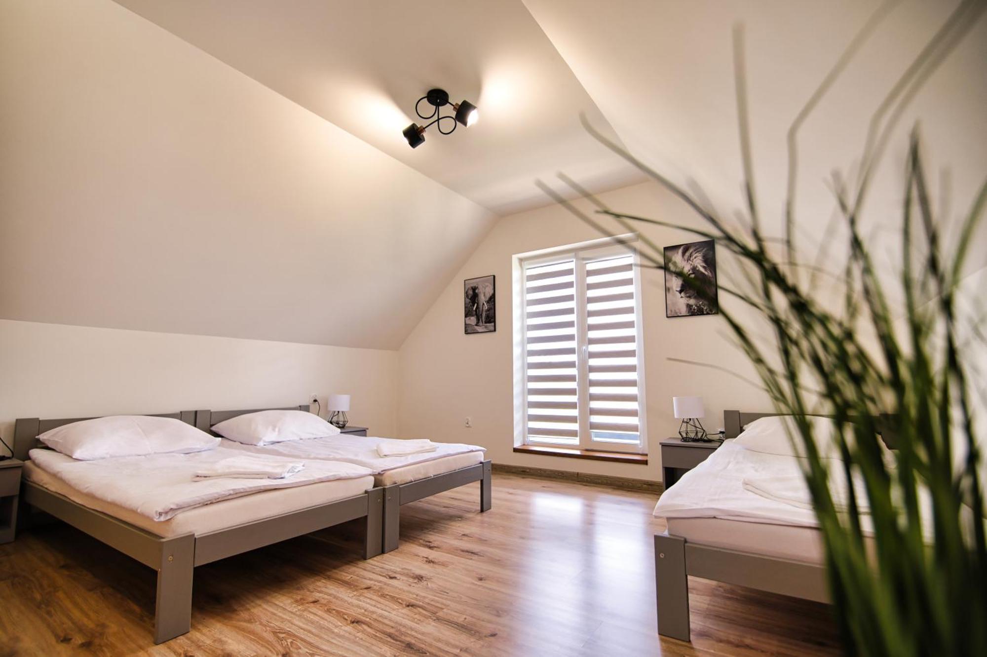House Of Energy - Zator Przeciszow Apartment Luaran gambar